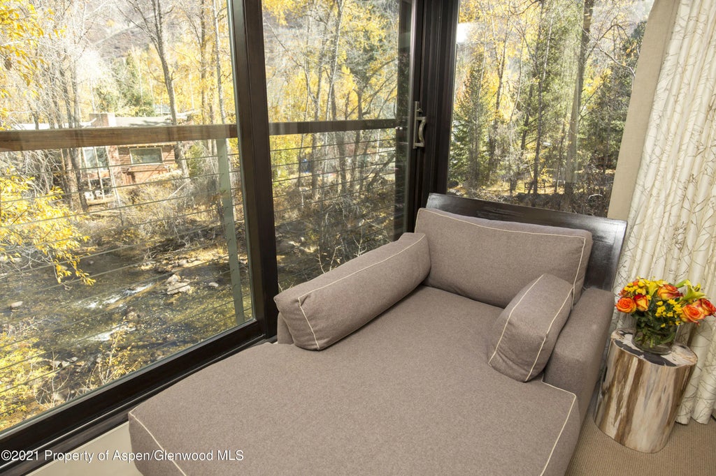 17 of 23 - 1034 E Cooper Avenue 26, Aspen, CO