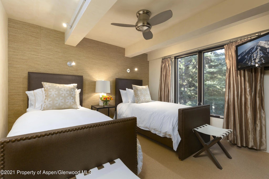 20 of 23 - 1034 E Cooper Avenue 26, Aspen, CO