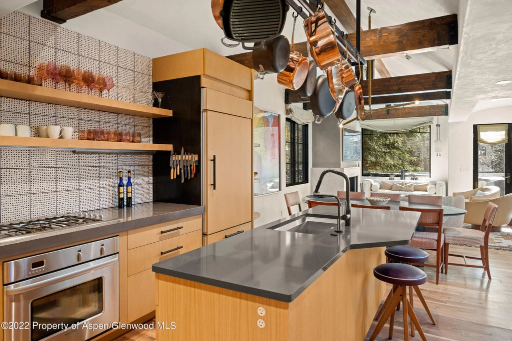 11 of 32 - 940 E Hyman Avenue, Aspen, CO