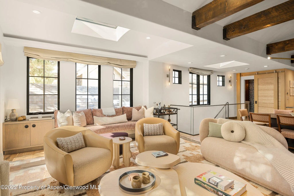 4 of 32 - 940 E Hyman Avenue, Aspen, CO