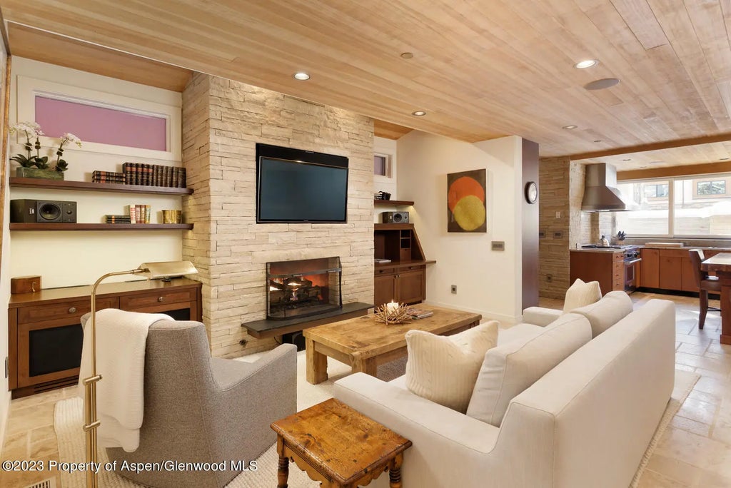 10 of 24 - 100 E Cooper Avenue 6, Aspen, CO