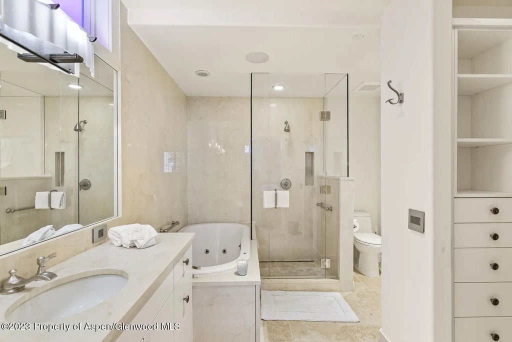 13 of 24 - 100 E Cooper Avenue 6, Aspen, CO