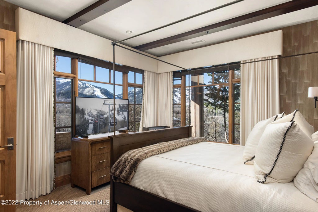 31 of 49 - 234 Magnifico Road, Aspen, CO