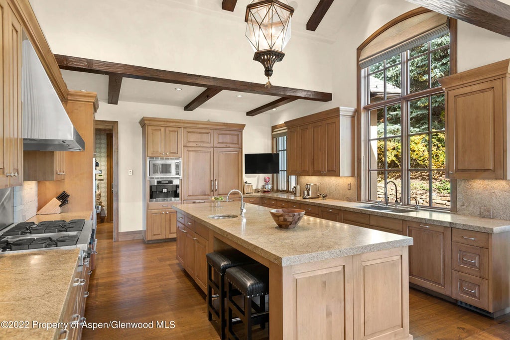 9 of 49 - 234 Magnifico Road, Aspen, CO