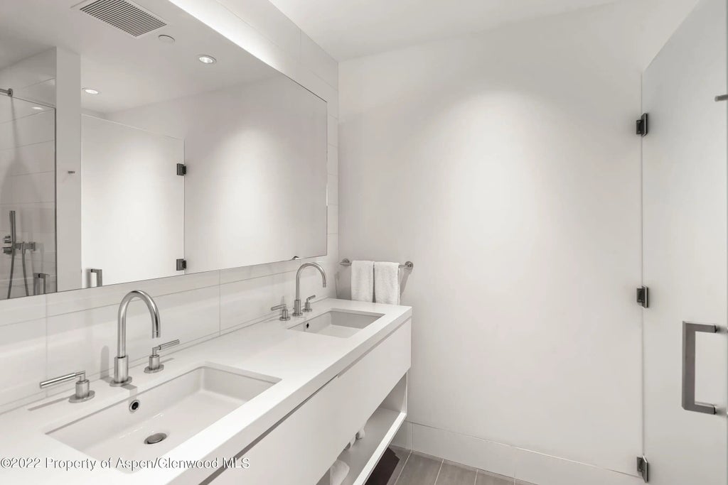 22 of 47 - 257 Ridge Road, Aspen, CO