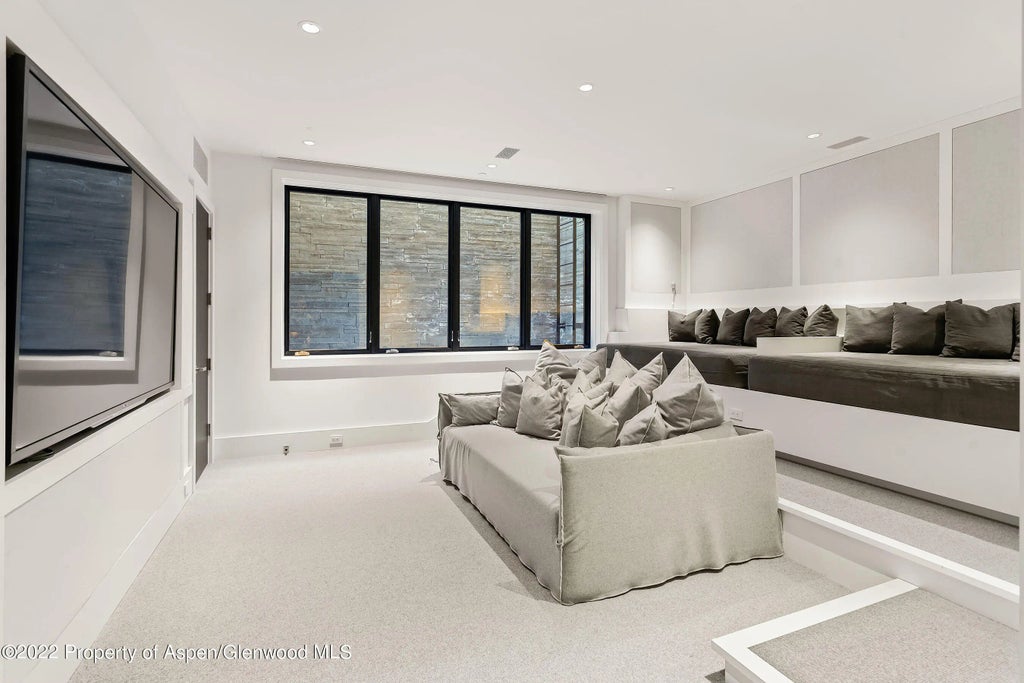 31 of 47 - 257 Ridge Road, Aspen, CO