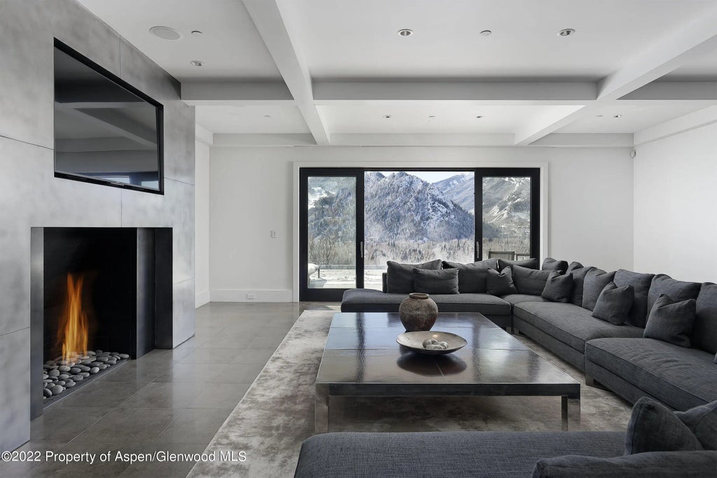 34 of 47 - 257 Ridge Road, Aspen, CO