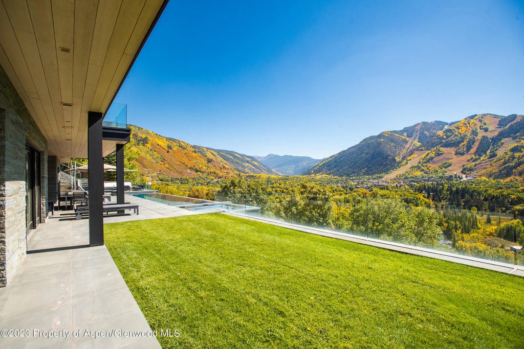 46 of 47 - 257 Ridge Road, Aspen, CO