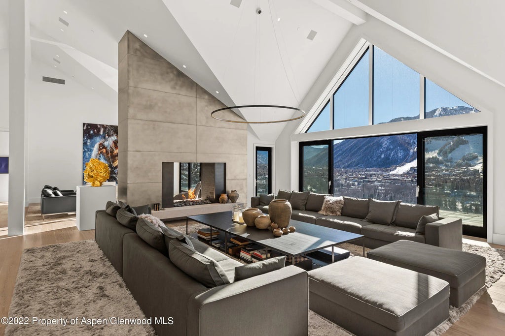 7 of 47 - 257 Ridge Road, Aspen, CO