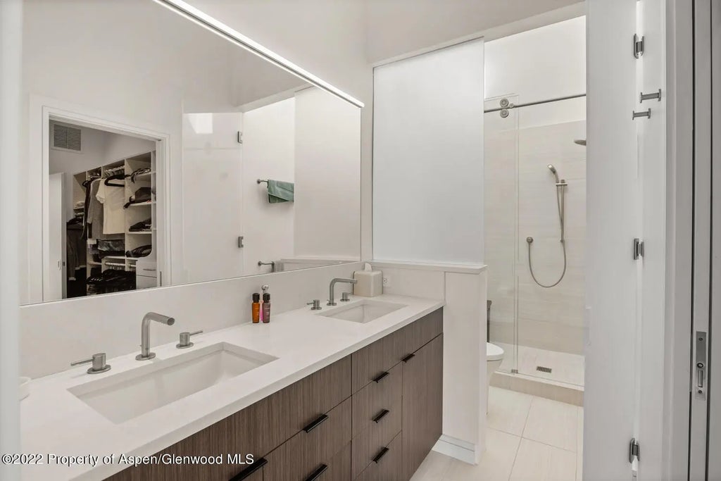 14 of 20 - 155 Lone Pine/ River Bluff #c2, Aspen, CO