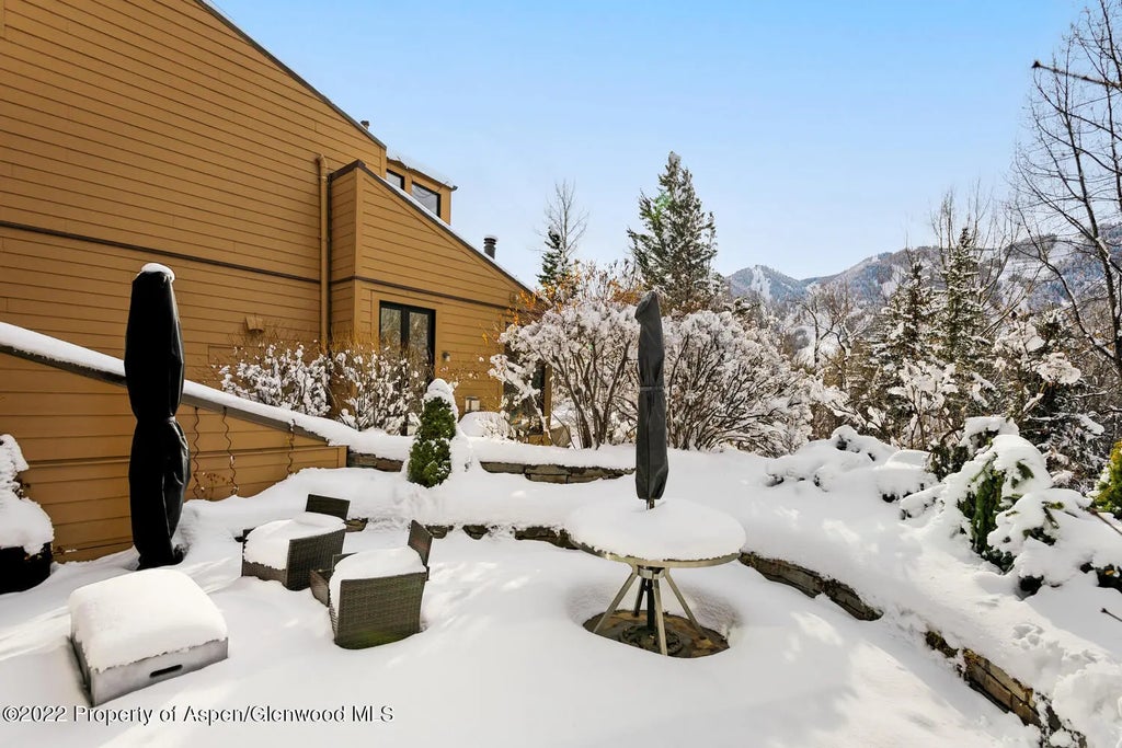 2 of 20 - 155 Lone Pine/ River Bluff #c2, Aspen, CO