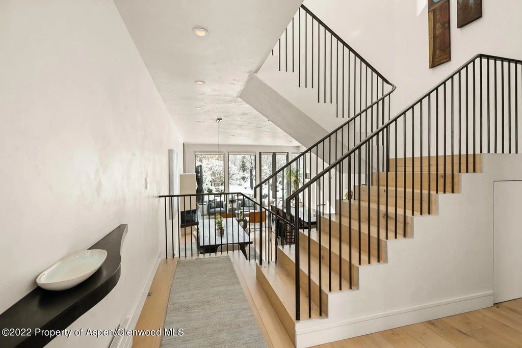 4 of 20 - 155 Lone Pine/ River Bluff #c2, Aspen, CO
