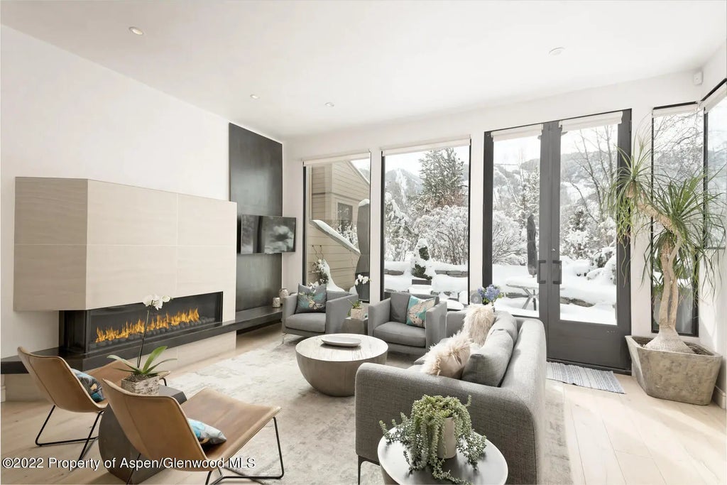 5 of 20 - 155 Lone Pine/ River Bluff #c2, Aspen, CO