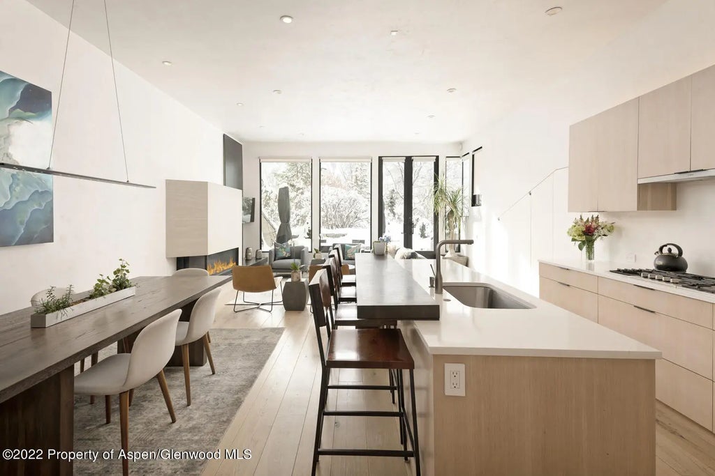 9 of 20 - 155 Lone Pine/ River Bluff #c2, Aspen, CO