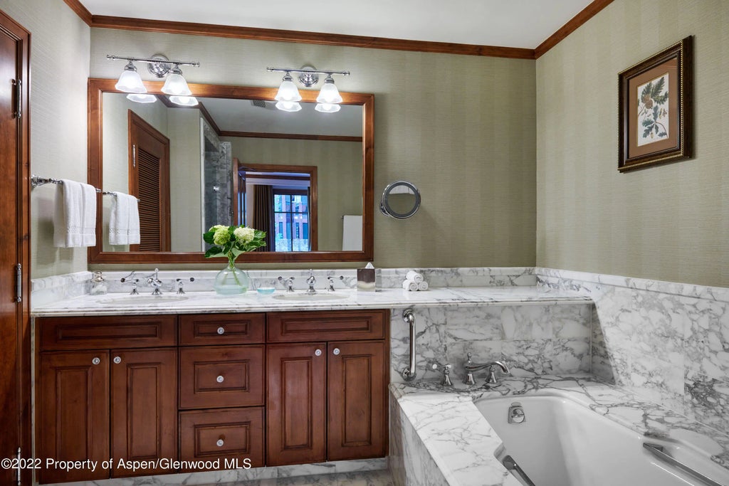 7 of 12 - 0075 Prospector Road 8202-winter 6, Aspen, CO