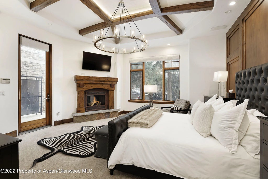 19 of 37 - 704 E Cooper Avenue Unit 3, Aspen, CO