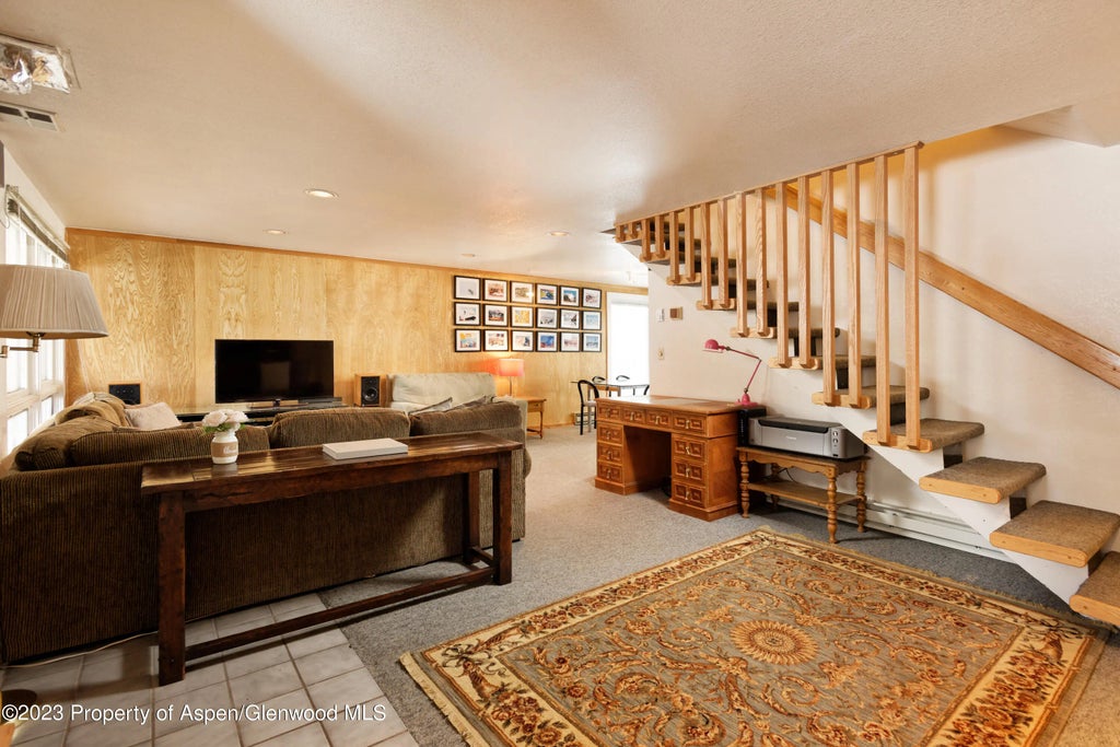 4 of 22 - 1501 Maroon Creek Road #5, Aspen, CO