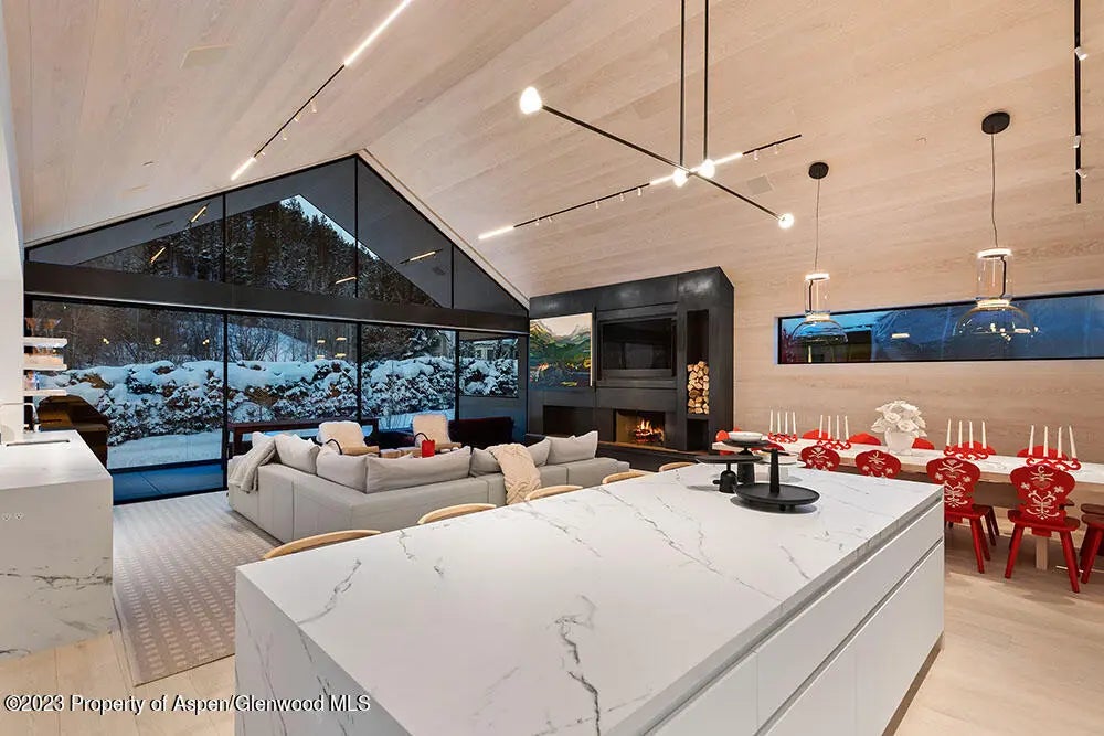 17 of 40 - 630 W Hopkins Avenue, Aspen, CO