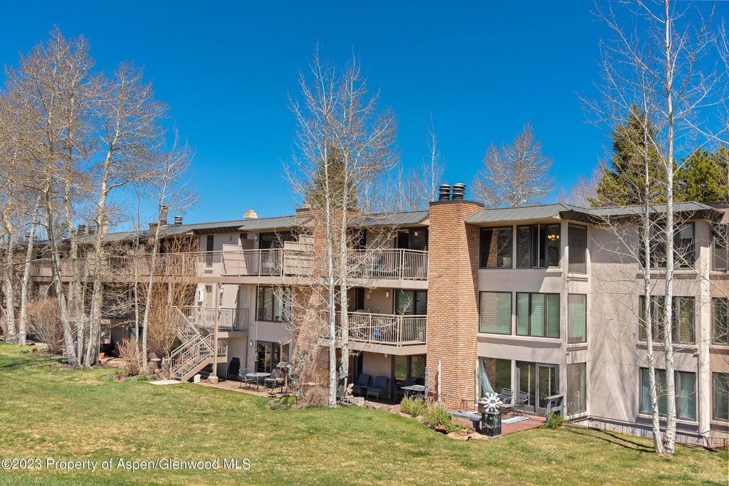 27 of 28 - 39060 Highway 82 #a6, Aspen, CO
