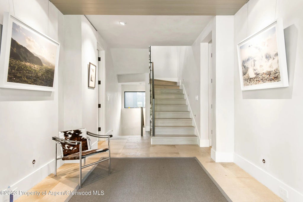 8 of 30 - 307 N Sixth Street, Aspen, CO