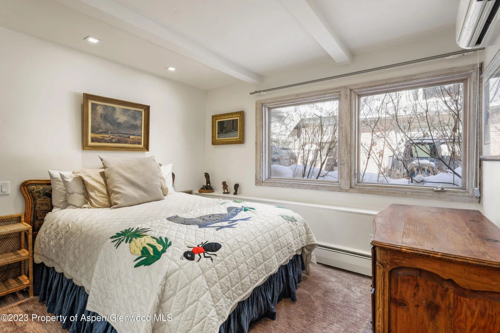 11 of 17 - 525 S Original Street Unit B, Aspen, CO