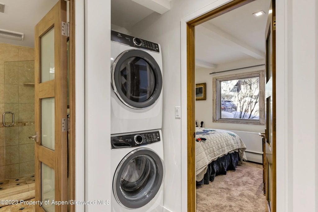16 of 17 - 525 S Original Street Unit B, Aspen, CO