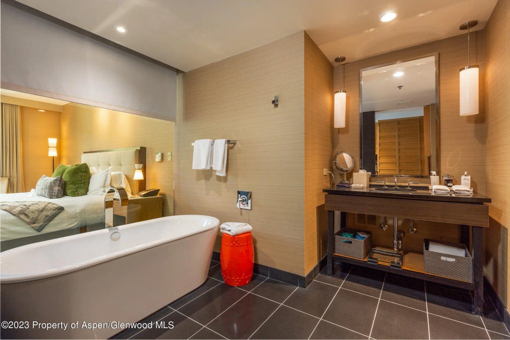 4 of 20 - 130 Wood Road 504, Snowmass Village, CO