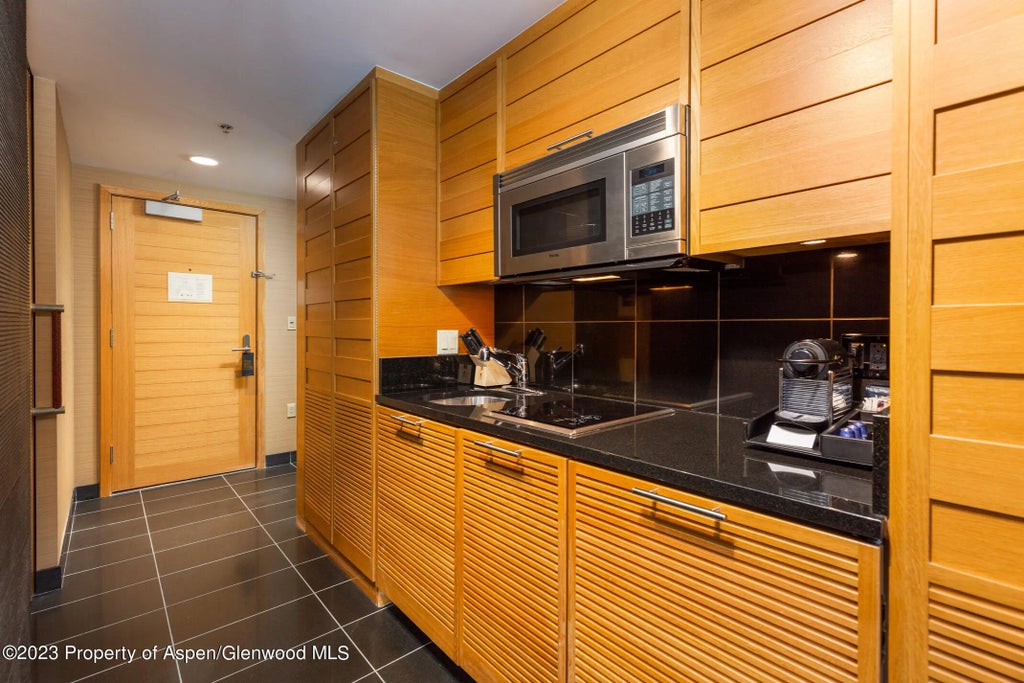 6 of 20 - 130 Wood Road 504, Snowmass Village, CO