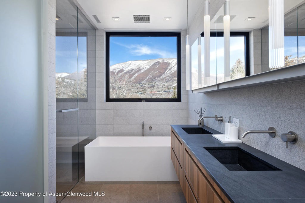 13 of 53 - 322-324 E Bleeker Street, Aspen, CO