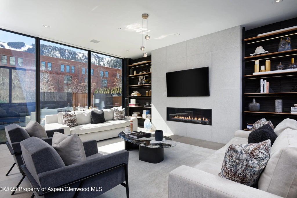 2 of 53 - 322-324 E Bleeker Street, Aspen, CO