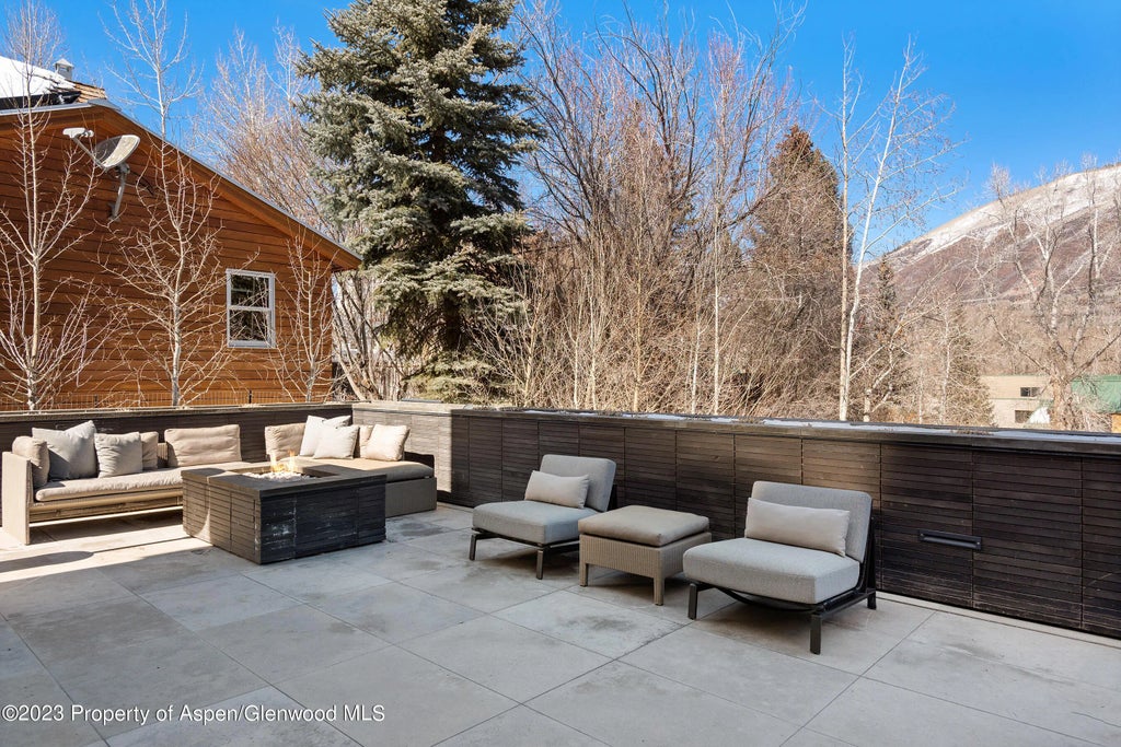 30 of 53 - 322-324 E Bleeker Street, Aspen, CO