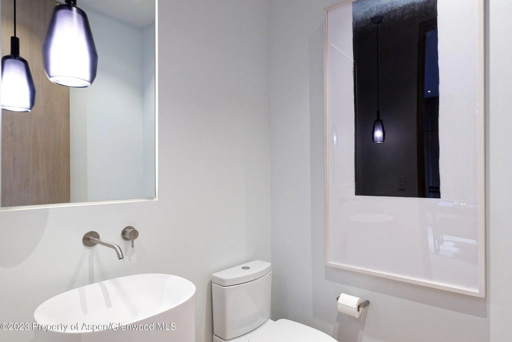 36 of 53 - 322-324 E Bleeker Street, Aspen, CO
