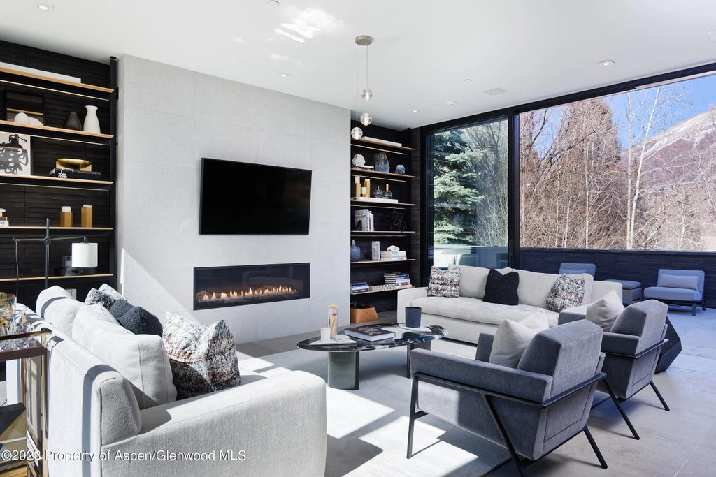 4 of 53 - 322-324 E Bleeker Street, Aspen, CO