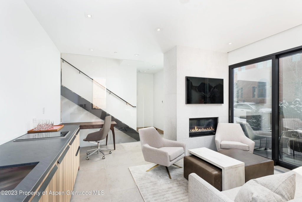 41 of 53 - 322-324 E Bleeker Street, Aspen, CO