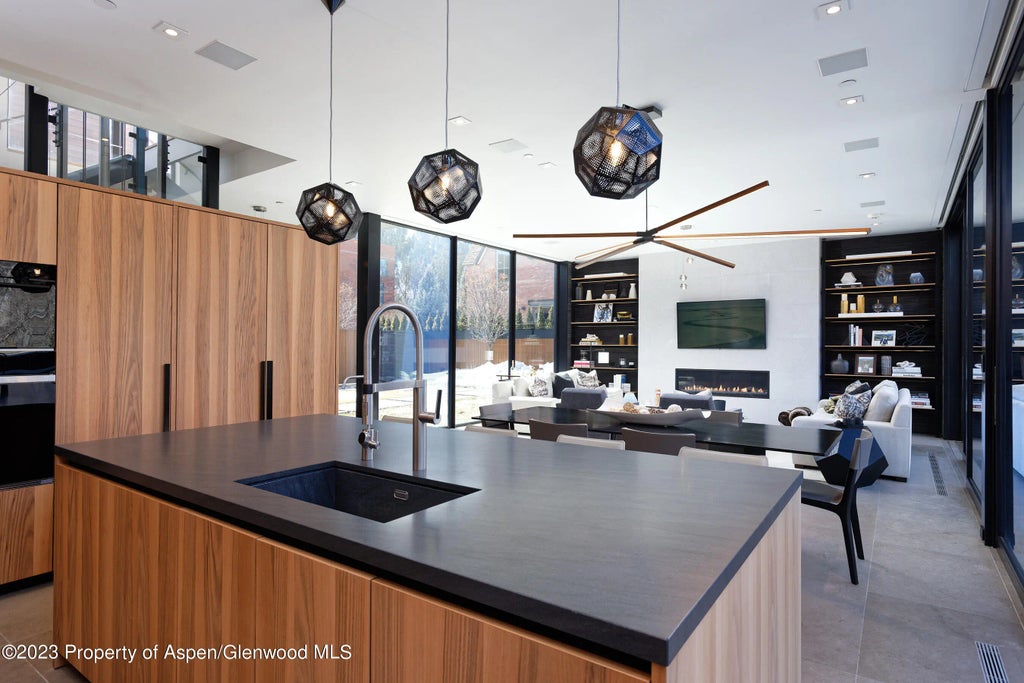 9 of 53 - 322-324 E Bleeker Street, Aspen, CO