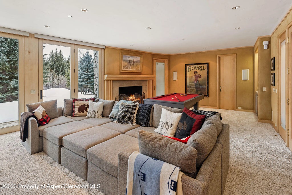 10 of 33 - 58 Pitkin Way, Aspen, CO