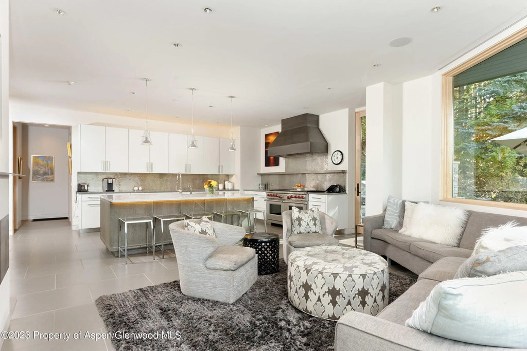 7 of 33 - 58 Pitkin Way, Aspen, CO