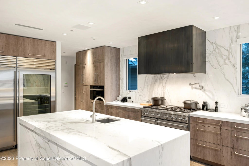 16 of 65 - 936 King Street, Aspen, CO