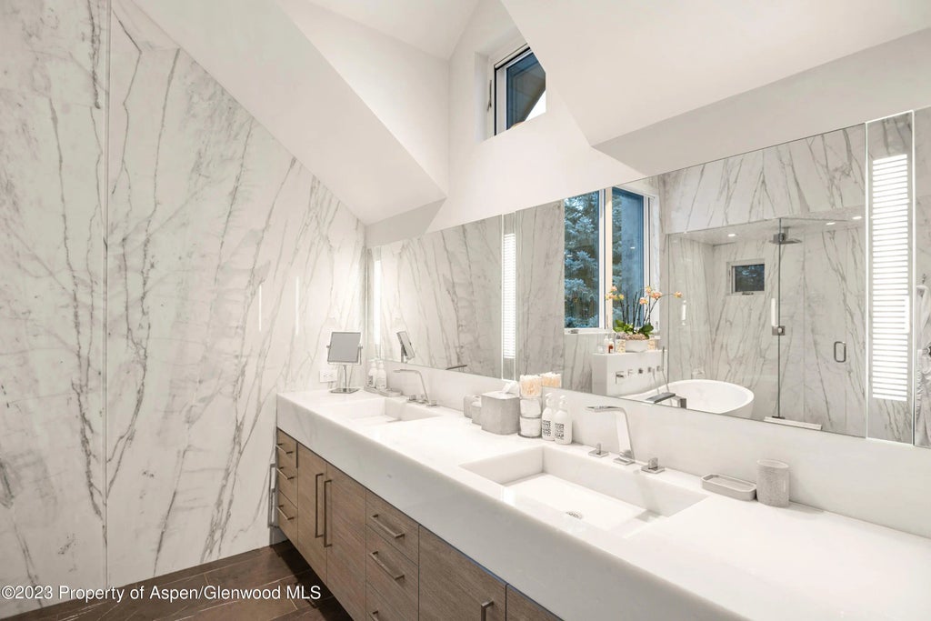 29 of 65 - 936 King Street, Aspen, CO