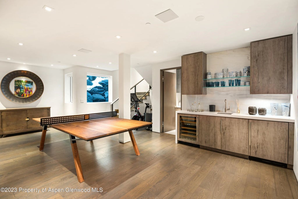 35 of 65 - 936 King Street, Aspen, CO