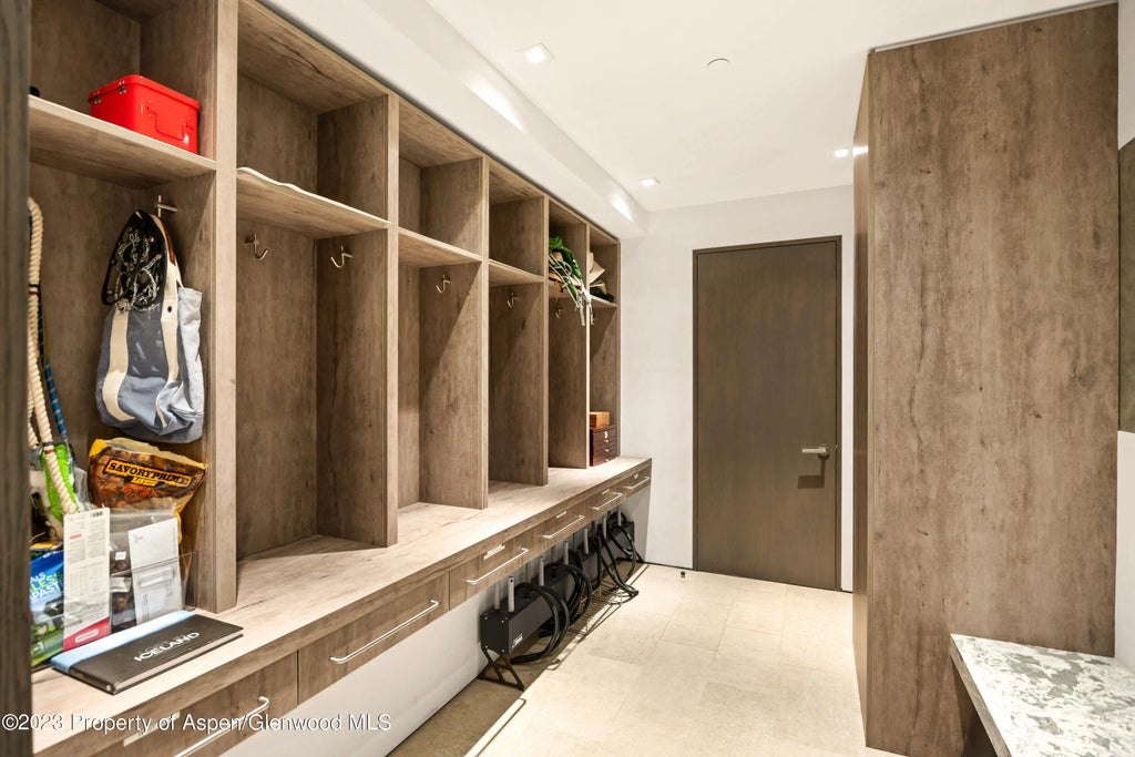 41 of 65 - 936 King Street, Aspen, CO