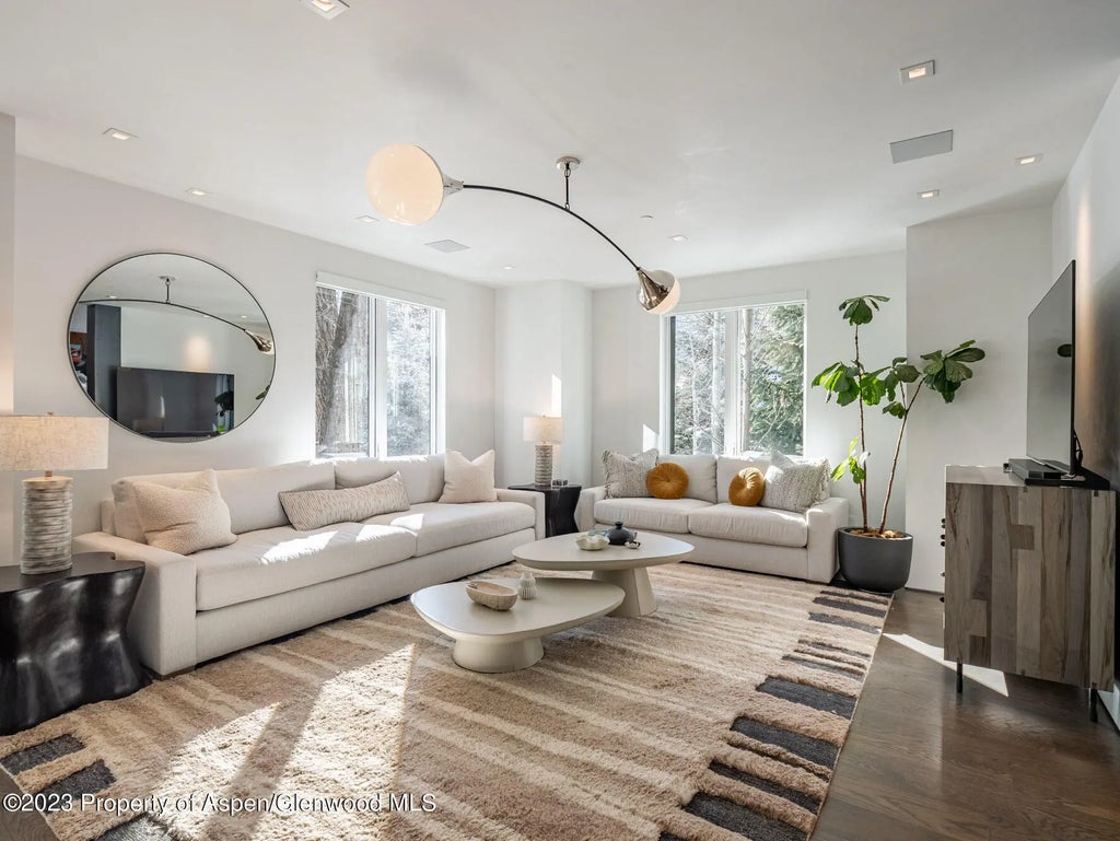 58 of 65 - 936 King Street, Aspen, CO