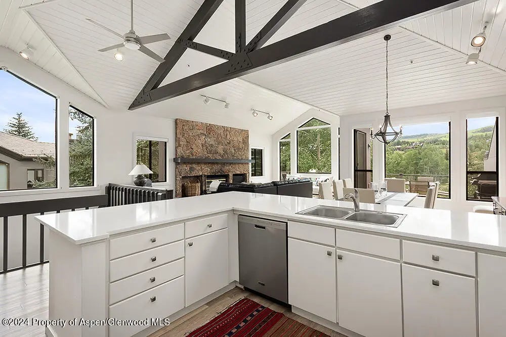 13 of 25 - 3904 Brush Creek Road 11, Snowmass Village, CO