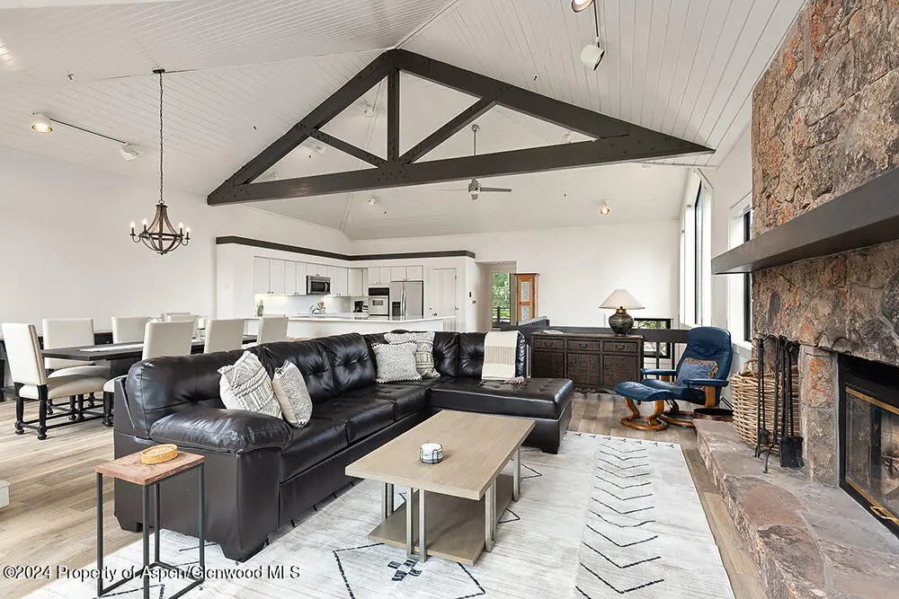 7 of 25 - 3904 Brush Creek Road 11, Snowmass Village, CO