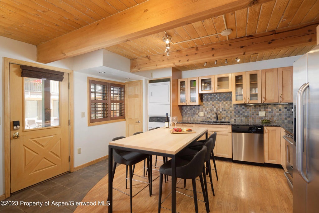 5 of 17 - 630 E Cooper #6, Aspen, CO