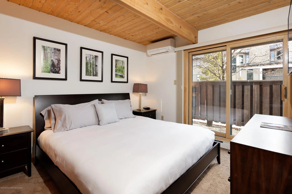 6 of 17 - 630 E Cooper #6, Aspen, CO