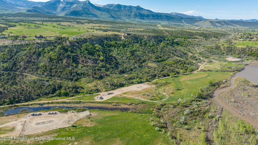10 of 23 - 1845 County Road 309, Parachute, CO