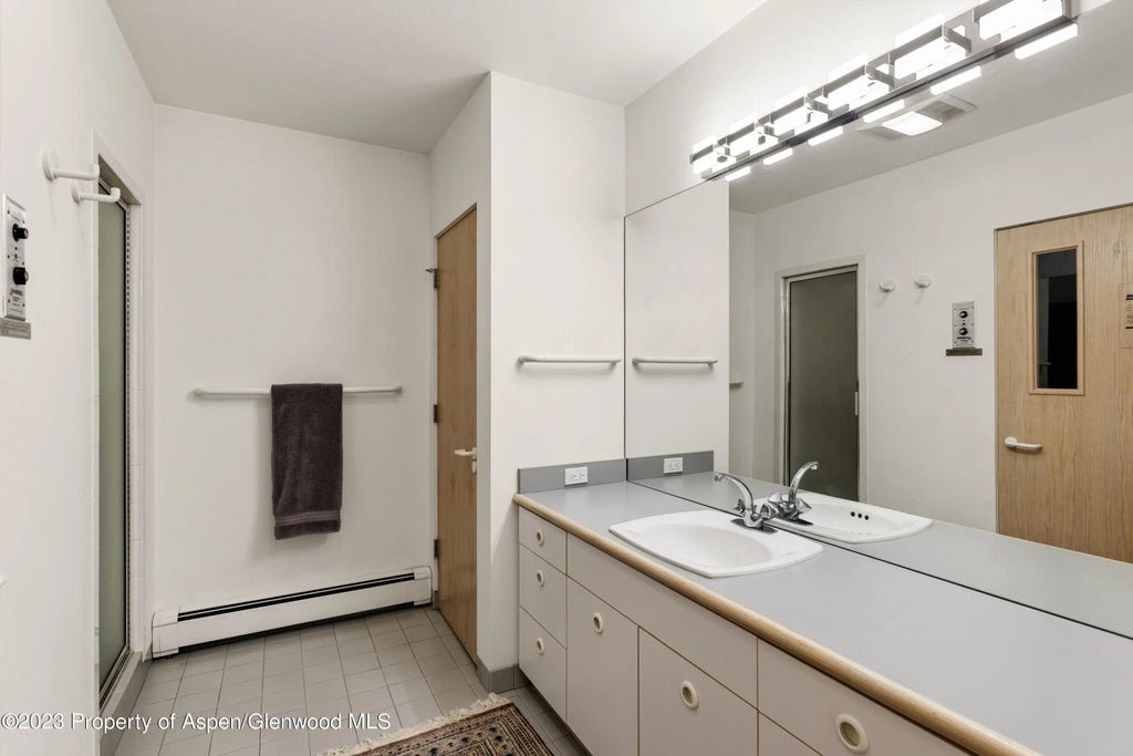 19 of 37 - 64 Ermine Lane, Snowmass Village, CO