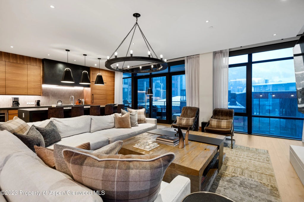 12 of 35 - 77 Wood Road 601e, Snowmass Village, CO