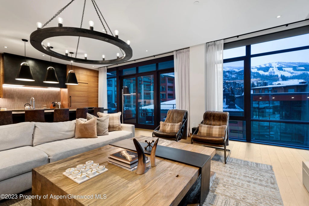 13 of 35 - 77 Wood Road 601e, Snowmass Village, CO